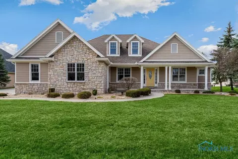 9339 Saint Angelas Way, Sylvania, OH 43560