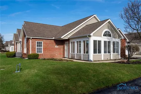 7754 Greenville Xing #10-775, Waterville, OH 43566