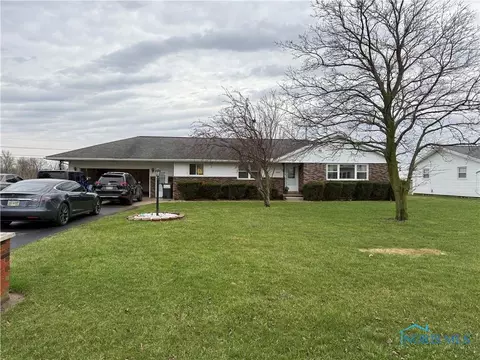 2887 Hayes Ave, Fremont, OH 43420