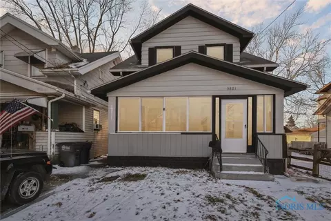 3821 Hoiles Ave, Toledo, OH 43612