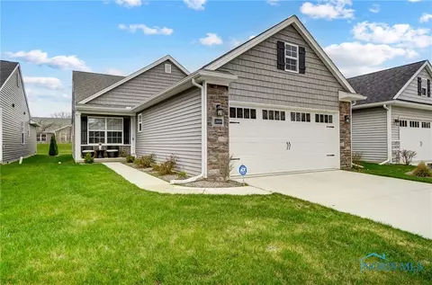 2009 Sunrise Creek Dr, Toledo, OH 43615