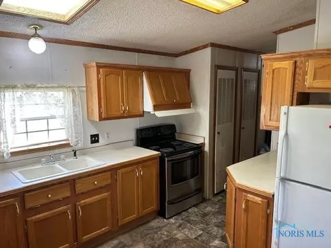 801 W Indiana, Edon, OH 43518 photo 12