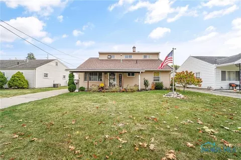628 Southfield Dr, Maumee, OH 43537