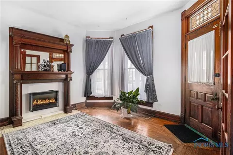 210 Elm St, Wauseon, OH 43567 photo 13