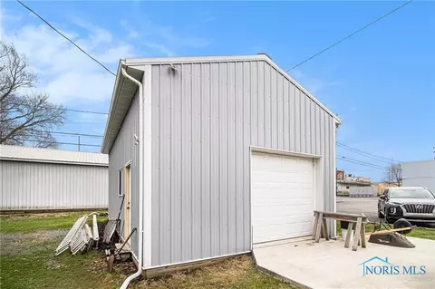 210 Elm St, Wauseon, OH 43567 photo 26