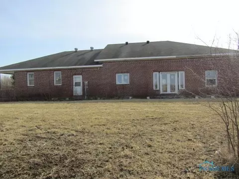 13911 W Duff Washa Rd, Oak Harbor, OH 43449