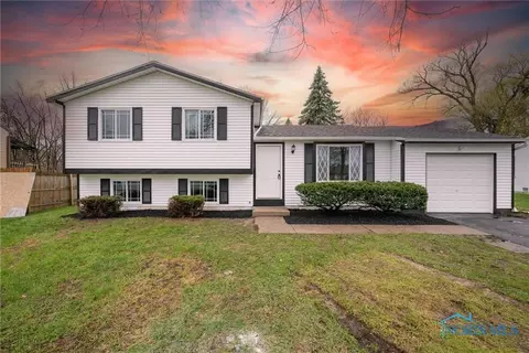 234 Chorus Ln, Toledo, OH 43615