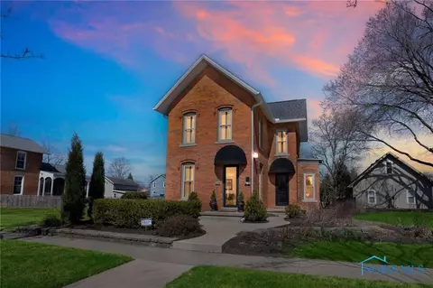 409 E Wayne St, Maumee, OH 43537