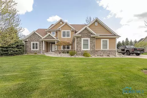 3643 Boulder Ridge Dr, Maumee, OH 43537