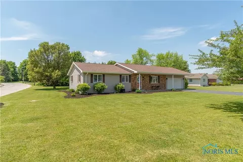 376 Pinebrook Ct, Mccomb, OH 45858 photo 5