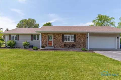 376 Pinebrook Ct, Mccomb, OH 45858 photo 4