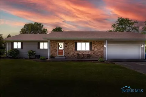 376 Pinebrook Ct, Mccomb, OH 45858