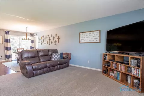 376 Pinebrook Ct, Mccomb, OH 45858 photo 10