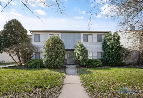 5803 Ryewyck Dr, Toledo, OH 43614