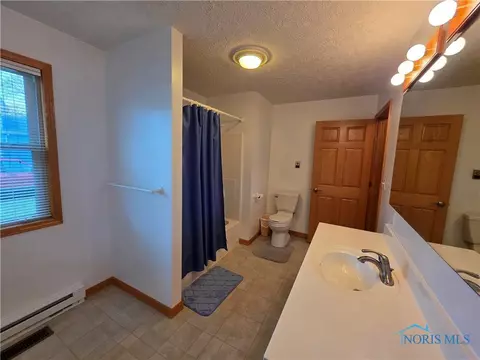 404 W Sugar St, Leipsic, OH 45856 photo 13