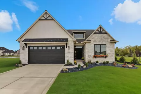 9224 Summer Song Ln, Sylvania, OH 43560