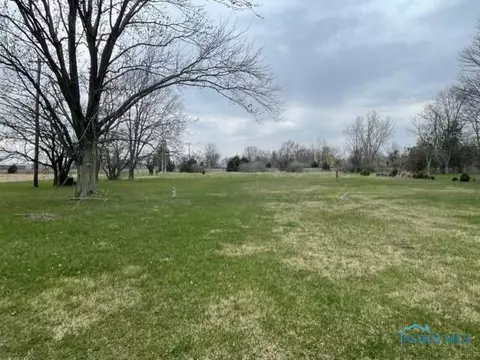 420 Oak St, Holgate, OH 43527 photo 2