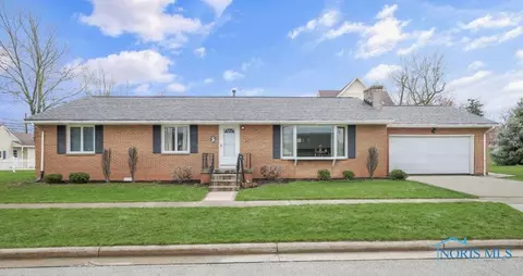 107 Eagle St, Findlay, OH 45840