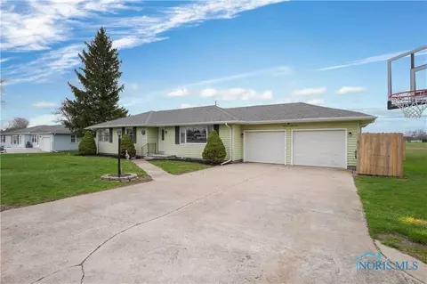 1884 E Main St, Ottawa, OH 45875 photo 2