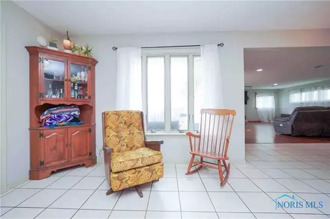 1884 E Main St, Ottawa, OH 45875 photo 9
