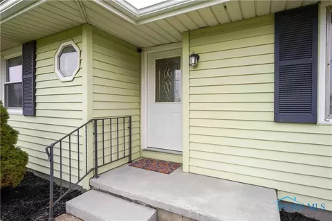 1884 E Main St, Ottawa, OH 45875 photo 4