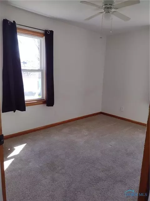 634 Cherry St, Wauseon, OH 43567 photo 16