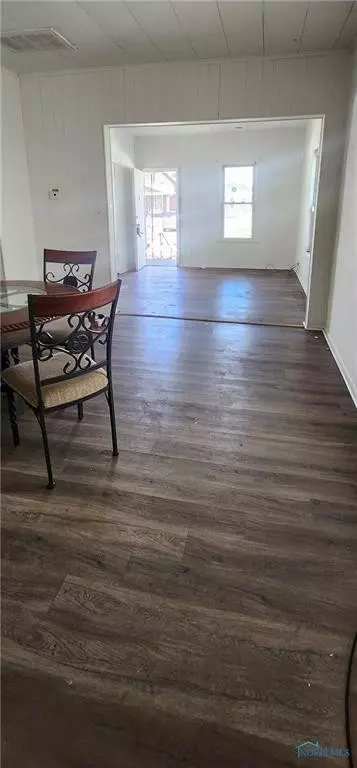 528 E Central Ave, Toledo, OH 43608 photo 5
