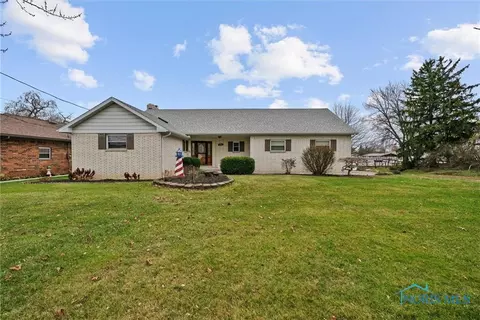 2560 Shoreland Ave, Toledo, OH 43611