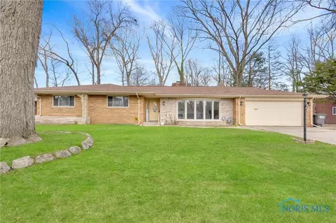 2316 Lynn Park Dr, Toledo, OH 43615