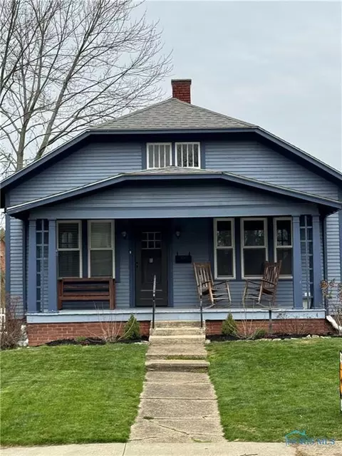 730 W Clinton St, Napoleon, OH 43545