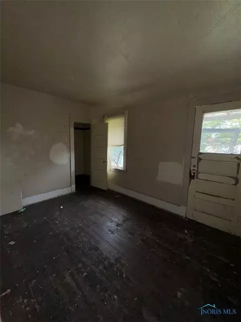 1750 Tecumseh St, Toledo, OH 43607 photo 4