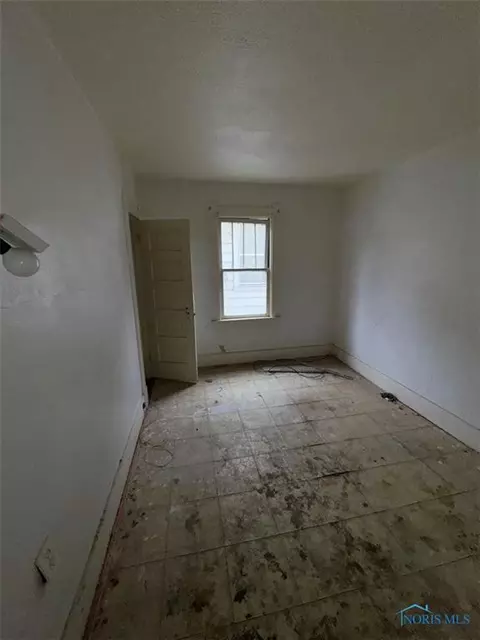 1750 Tecumseh St, Toledo, OH 43607 photo 5
