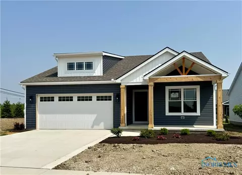 5017 Easton Dr, Oregon, OH 43616