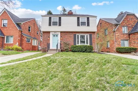 3840 Rushland Ave, Toledo, OH 43613