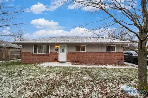 206 Roseanna Dr, Toledo, OH 43615