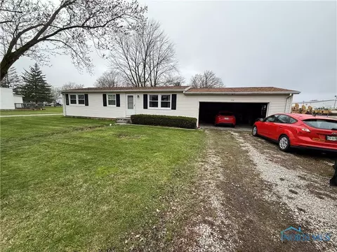 120 Baker St, Green Springs, OH 44836