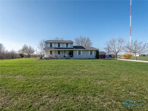 7130 Cedar Point Rd, Oregon, OH 43616