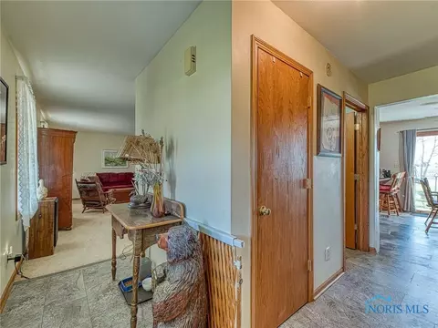 7130 Cedar Point Rd, Oregon, OH 43616 photo 19