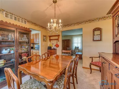 7130 Cedar Point Rd, Oregon, OH 43616 photo 7