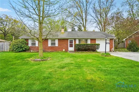 5353 Darlene Dr, Toledo, OH 43615