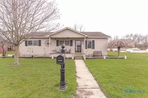 419 Elm St, Hicksville, OH 43526