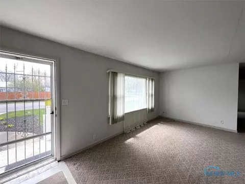 400 W Gage St, Forest, OH 45843 photo 7