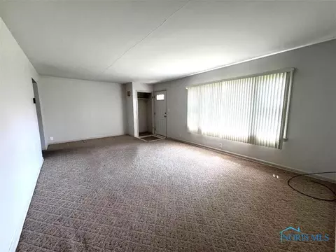 400 W Gage St, Forest, OH 45843 photo 8