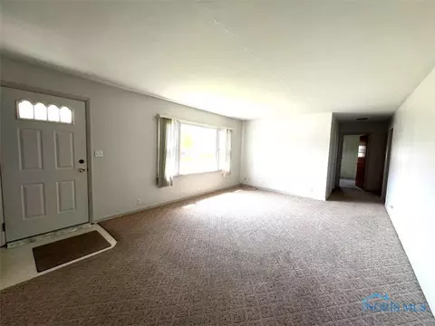 400 W Gage St, Forest, OH 45843 photo 6