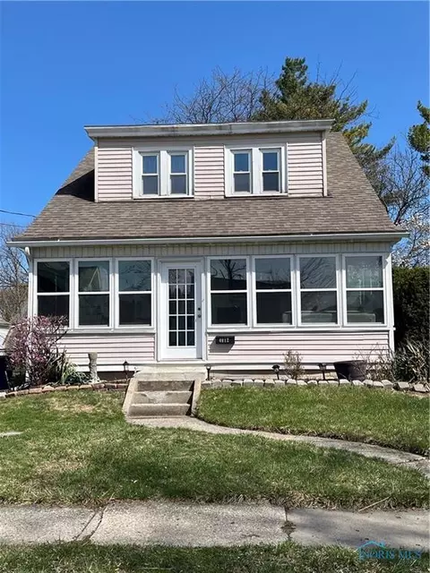 4812 296th St, Toledo, OH 43611