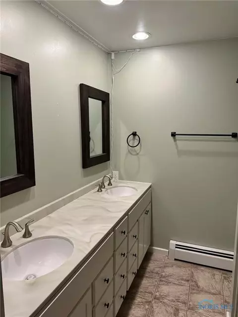 522 Sunny Dr, Bryan, OH 43506 photo 17