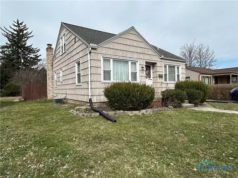 506 S Pennsylvania Ave, Fremont, OH 43420