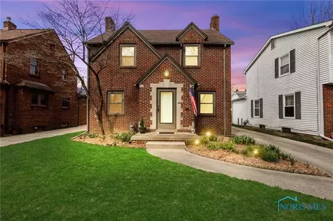 3909 Maxwell Rd, Toledo, OH 43613
