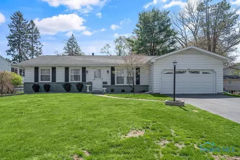 3761 Schneider Rd, Toledo, OH 43614