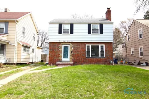 3836 Woodmont Rd, Toledo, OH 43613